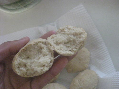 素朴な豆腐パン